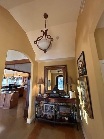 306 Charles Rd, Kerrville, TX 78028