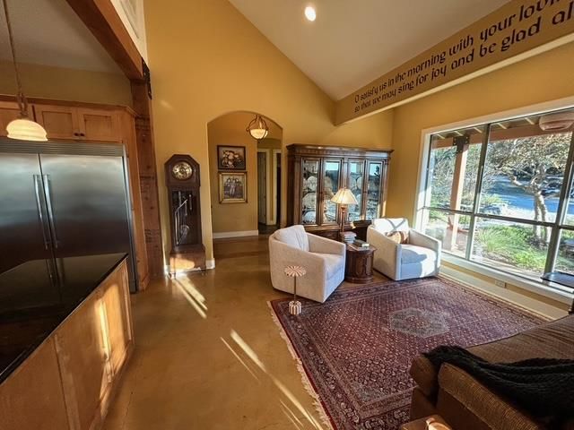 306 Charles Rd, Kerrville, TX 78028