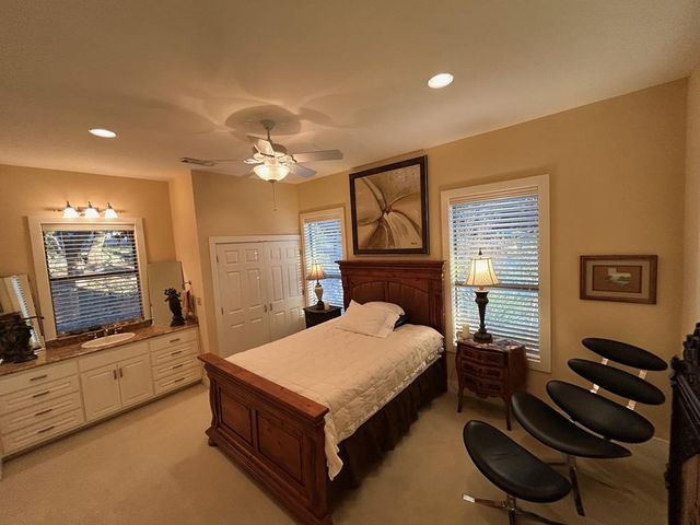 306 Charles Rd, Kerrville, TX 78028