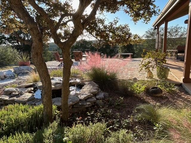 306 Charles Rd, Kerrville, TX 78028