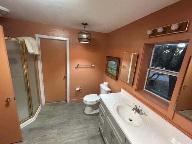 306 Charles Rd, Kerrville, TX 78028