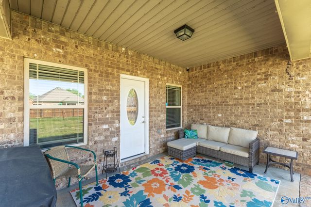 100 Brookslanding Drive, Huntsville, AL 35811