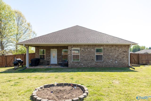 100 Brookslanding Drive, Huntsville, AL 35811