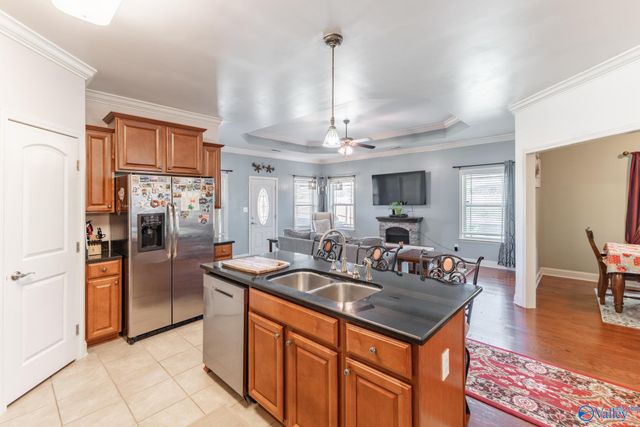 100 Brookslanding Drive, Huntsville, AL 35811