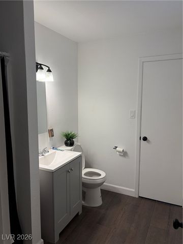 304 Rossmoyne Avenue, North Las Vegas, NV 89030