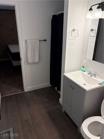 304 Rossmoyne Avenue, North Las Vegas, NV 89030