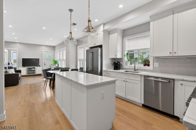 29 Blaine St B, Millburn Twp., NJ 07041