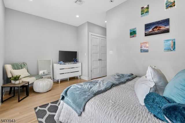 29 Blaine St B, Millburn Twp., NJ 07041