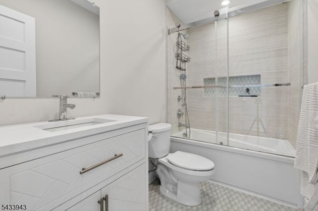 29 Blaine St B, Millburn Twp., NJ 07041