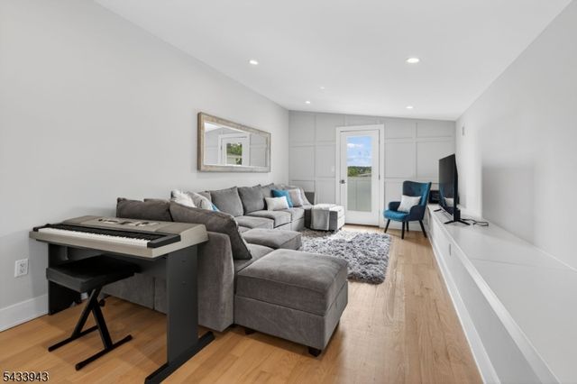 29 Blaine St B, Millburn Twp., NJ 07041