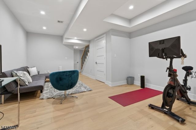 29 Blaine St B, Millburn Twp., NJ 07041