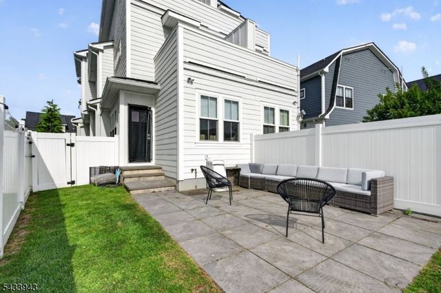 29 Blaine St B, Millburn Twp., NJ 07041