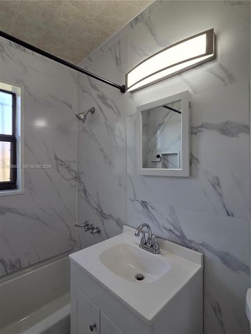 3061 NW 83rd Ter, Miami, FL 33147