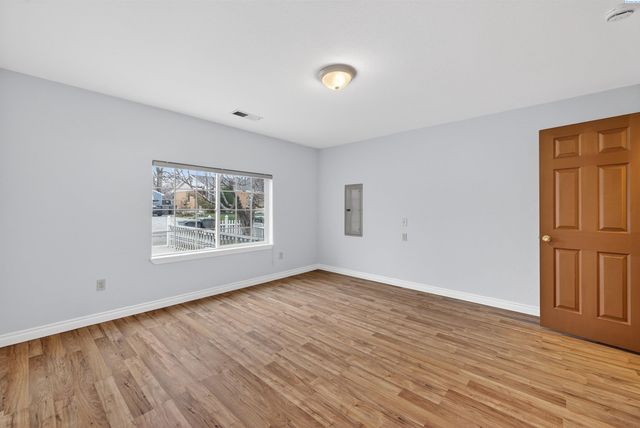 1626 W 5th Pl, Kennewick, WA 99336