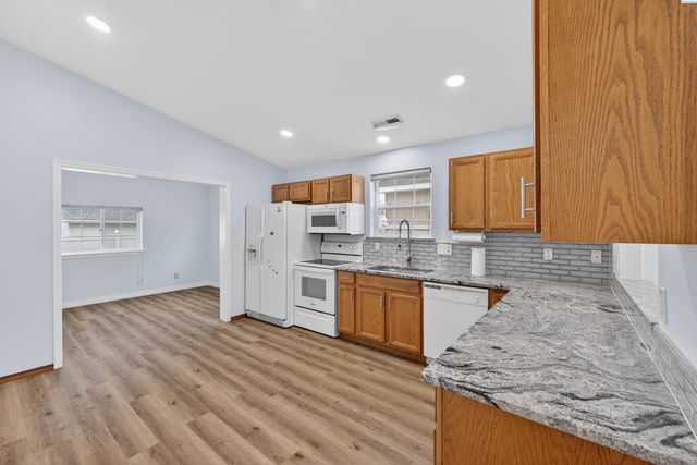 1626 W 5th Pl, Kennewick, WA 99336