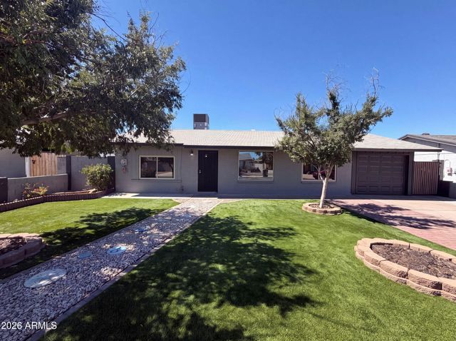 2027 W CORRINE Drive, Phoenix, AZ 85029
