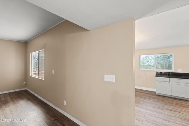 7045 N Camino De La Tierra, Tucson, AZ 85741