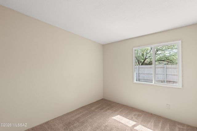 7045 N Camino De La Tierra, Tucson, AZ 85741