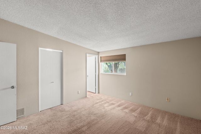 7045 N Camino De La Tierra, Tucson, AZ 85741
