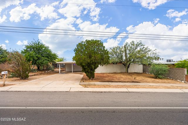 7045 N Camino De La Tierra, Tucson, AZ 85741