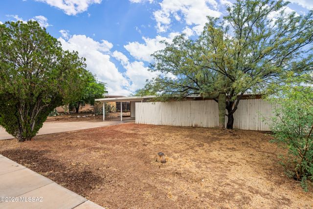 7045 N Camino De La Tierra, Tucson, AZ 85741