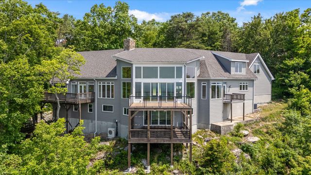 921 Rose Marie Court, Soddy Daisy, TN 37379