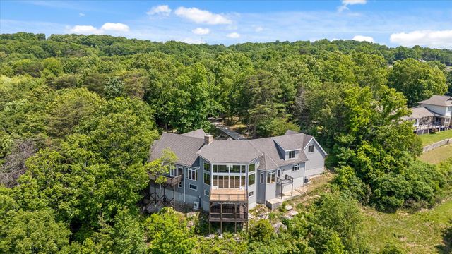 921 Rose Marie Court, Soddy Daisy, TN 37379