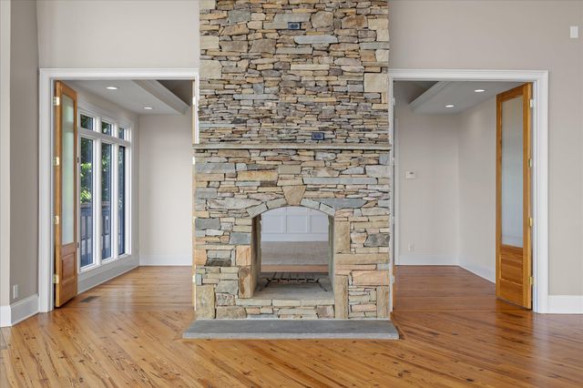 921 Rose Marie Court, Soddy Daisy, TN 37379