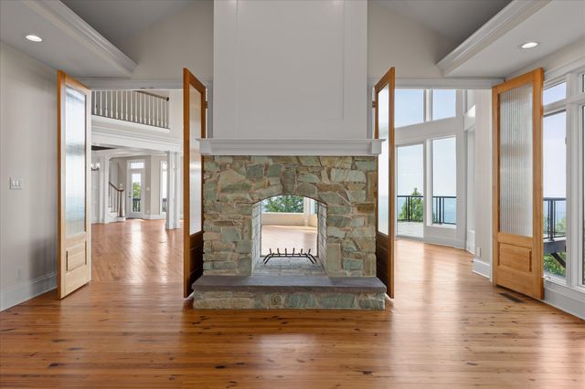 921 Rose Marie Court, Soddy Daisy, TN 37379