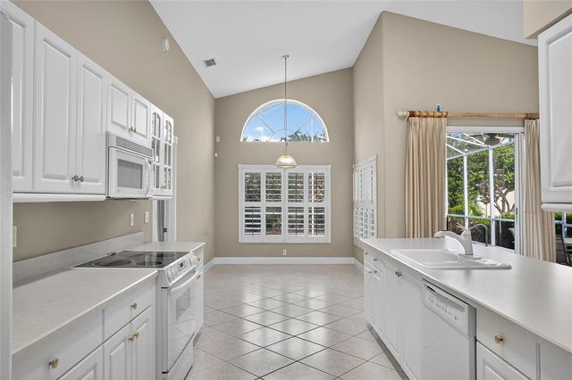 37 BAY POINTE DRIVE, Ormond Beach, FL 32174