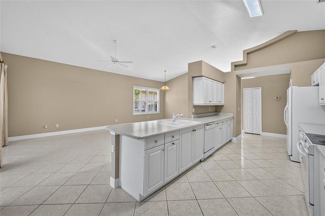 37 BAY POINTE DRIVE, Ormond Beach, FL 32174