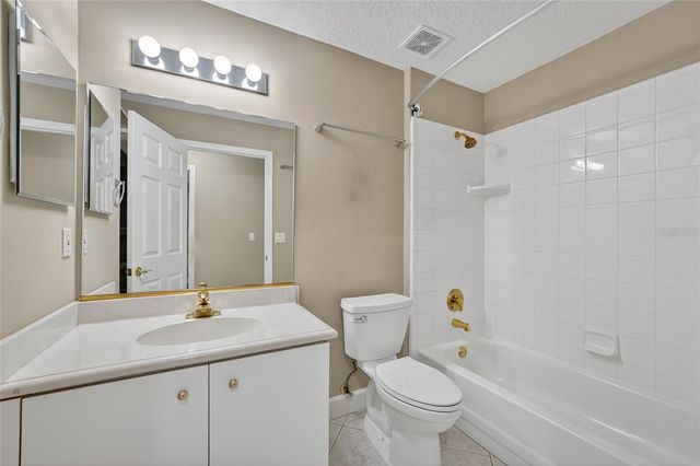 37 BAY POINTE DRIVE, Ormond Beach, FL 32174