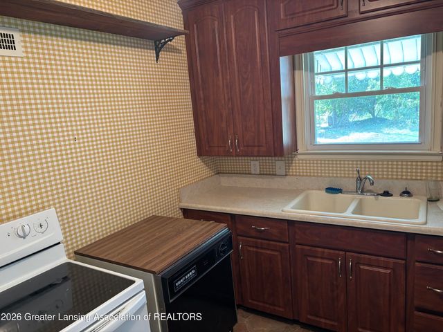 517 Bailey Street, East Lansing, MI 48823