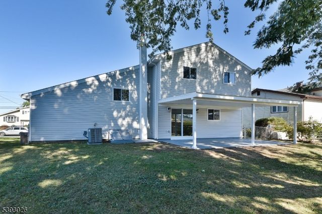 13 SYCAMORE WAY, Hamilton Twp., NJ 08690