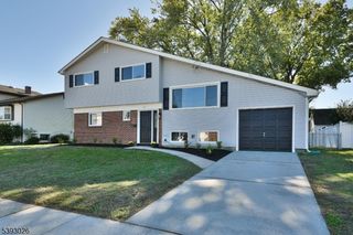 13 SYCAMORE WAY, Hamilton Twp., NJ 08690