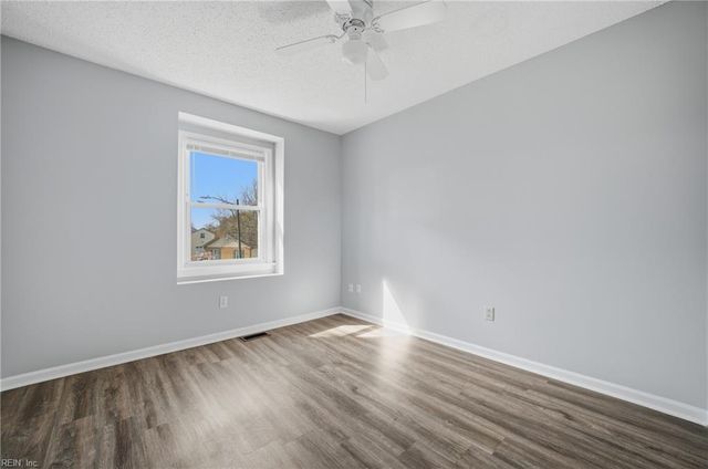 3805 Buckhorn PL, Virginia Beach, VA 23456