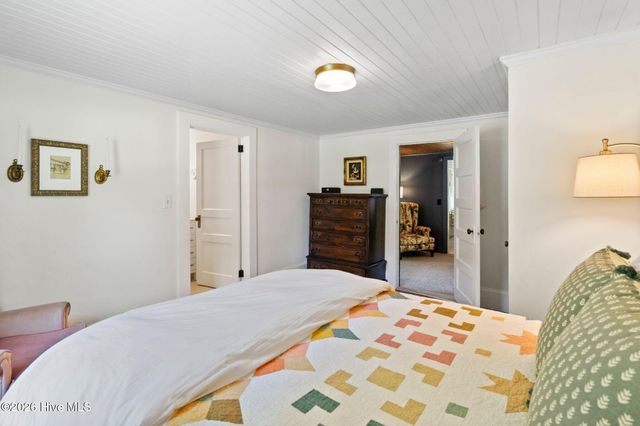 602 E Wilmington Street, Saint Helena, NC 28425