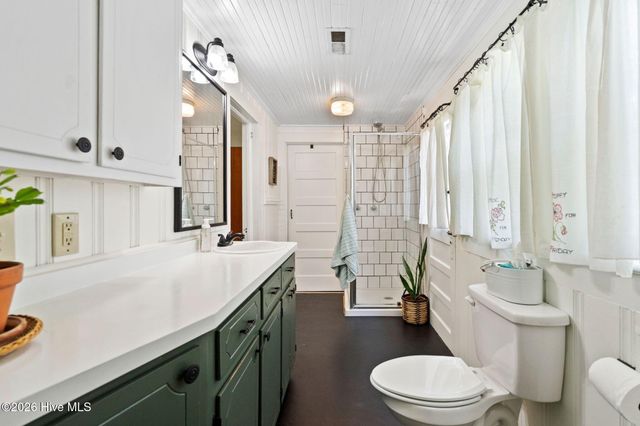 602 E Wilmington Street, Saint Helena, NC 28425