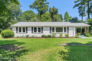 602 E Wilmington Street, Saint Helena, NC 28425