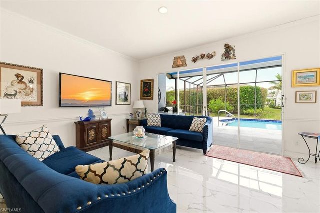 209 Countryside DR, Naples, FL 34104