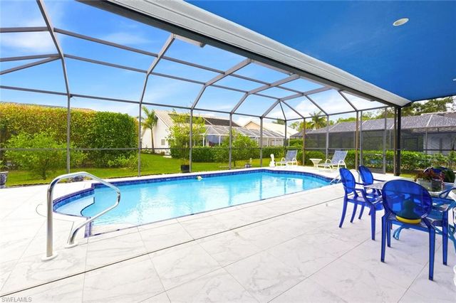 209 Countryside DR, Naples, FL 34104