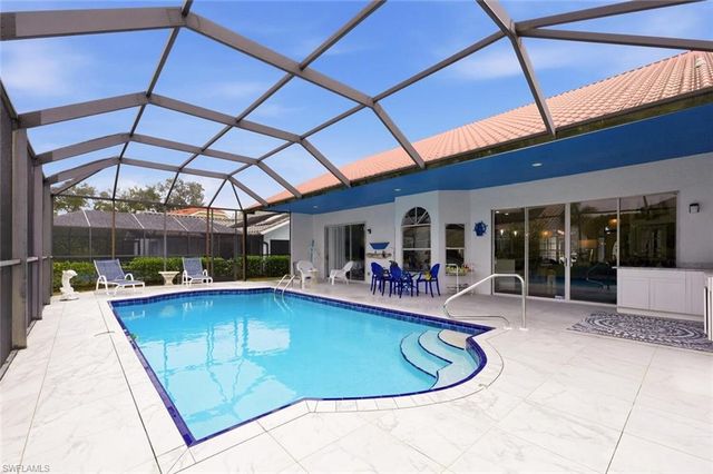 209 Countryside DR, Naples, FL 34104