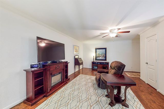 5333 Richmond Avenue 21, Houston, TX 77056