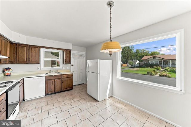 2603 HIGHLAND TER, Holmes, PA 19043