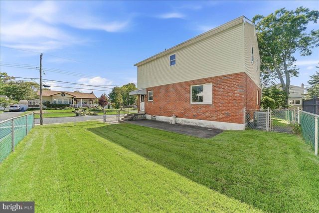 2603 HIGHLAND TER, Holmes, PA 19043