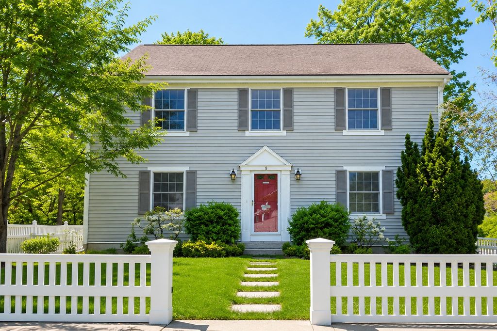 8 Baker Avenue, Lexington, MA 02421