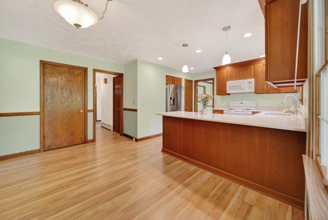 4225 COOPER Road, Erie, PA 16510