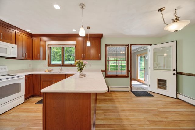 4225 COOPER Road, Erie, PA 16510