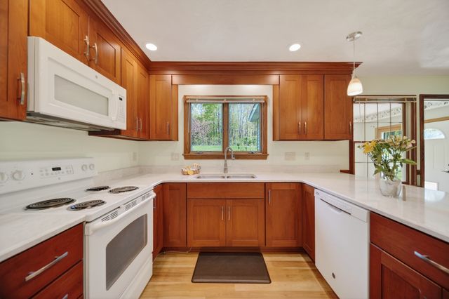 4225 COOPER Road, Erie, PA 16510