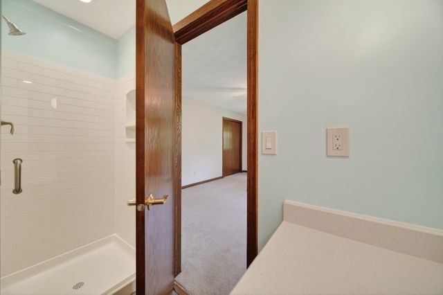 4225 COOPER Road, Erie, PA 16510